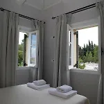 Foxnest Rest Corfu Kanálion