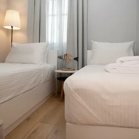 Foxnest Rest Corfu Κανάλι