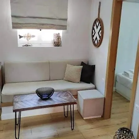 Foxnest Rest Corfu * Kanálion