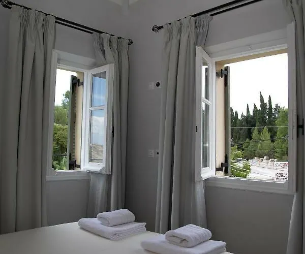 Foxnest Rest Corfu Kanálion